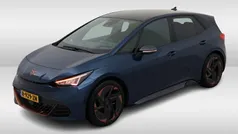 Blauw, metallic lak Gebruikt 2022 Cupra Born Hatchback | € 26.450 (Eerlijke prijs)
