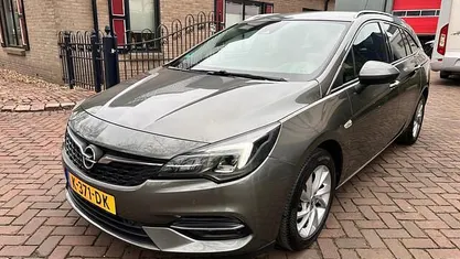 Occasion 2020 Opel Astra Business Elegance Stationwagen | € 8.950 (Eerlijke prijs)