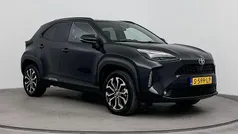 Zwart Gebruikt 2023 Toyota Yaris Cross SUV | € 26.250 (Eerlijke prijs)