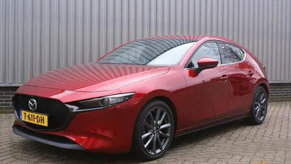 Occasion 2023 Mazda 3 Luxury Hatchback | € 18.950 (Super prijs)