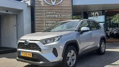 Grijs Gebruikt 2023 Toyota RAV4 Hybrid Active SUV | € 35.900 (Super prijs)