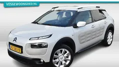 Wit Gebruikt 2016 Citroën C4 PureTech SUV | € 8.900 (Eerlijke prijs)