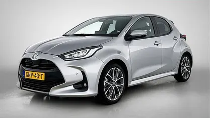 Occasion Toyota Yaris Executive 116 PK (85 kW) 2024 Grijs metallic Hatchback