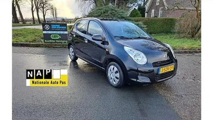 Occasion 2014 Suzuki Alto Comfort Hatchback | € 4.440 (Eerlijke prijs)