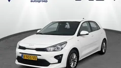 Wit Gebruikt 2022 Kia Rio Hatchback | € 19.950 (Eerlijke prijs)