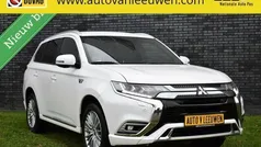 Wit Gebruikt 2020 Mitsubishi Outlander Intense+ SUV | € 25.925 (Eerlijke prijs)