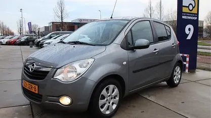 Occasion Opel Agila Edition 67 PK (49 kW) 2009 Grijs Hatchback