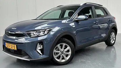 Smoke blue Occasion 2024 Kia Stonic SUV | € 22.950 (Eerlijke prijs)