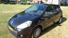 Zwart Gebruikt 2009 Renault Clio II Hatchback | € 1.850 (Eerlijke prijs)