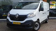Wit Gebruikt 2017 Renault Trafic Komfort MPV | € 13.950 (Goede deal)