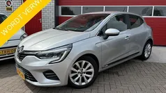 Grijs Gebruikt 2019 Renault Clio IV Intens Hatchback | € 10.888 (Eerlijke prijs)