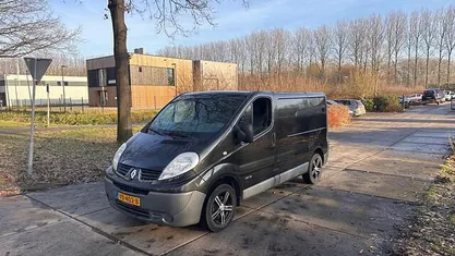 Occasion 2013 Renault Trafic Black Edition MPV | € 4.950 (Goede deal)