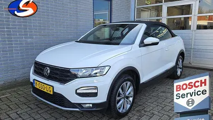 Wit Gebruikt 2021 VW T-Roc Cabriolet Style Cabriolet | € 26.950 (Eerlijke prijs)