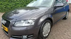 Grijs Gebruikt 2011 Audi A3 Sportback Attraction Hatchback | € 8.950 (Eerlijke prijs)