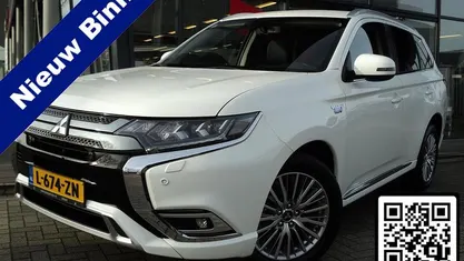 Occasion Mitsubishi Outlander Intense 240 PK (176 kW) 2021 SUV