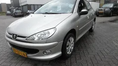 Grijs Gebruikt 2005 Peugeot 206 Hatchback | € 1.150 (Goede deal)