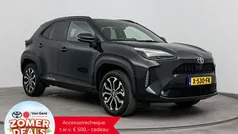 Zwart Gebruikt 2023 Toyota Yaris Cross SUV | € 29.999 (Eerlijke prijs)