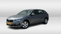 Grijs Gebruikt 2023 Skoda Scala Ambition Hatchback | € 18.450 (Eerlijke prijs)