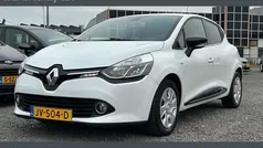 Wit, metallic lak Gebruikt 2016 Renault Clio IV LIMITED Hatchback | € 7.950 (Goede deal)
