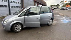 Gebruikt 2004 Opel Meriva Cosmo MPV | € 2.450 (Eerlijke prijs)