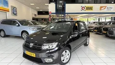Zwart Gebruikt 2019 Dacia Sandero Lauréate Hatchback | € 8.150 (Eerlijke prijs)