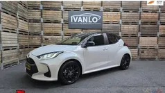 Wit Gebruikt 2023 Toyota Yaris Executive Hatchback | € 24.899 (Eerlijke prijs)