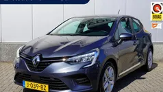 Gebruikt 2020 Renault Clio V Zen Hatchback | € 13.480 (Eerlijke prijs)