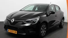 Gebruikt 2022 Renault Clio V Equilibre Hatchback | € 14.890 (Goede deal)