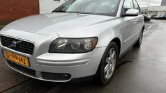 Grijs Gebruikt 2004 Volvo S40 Momentum Sedan | € 999 (Super prijs)