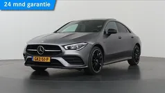 Grijs Gebruikt 2021 Mercedes CLA250 Premium Sedan | € 31.850 (Eerlijke prijs)