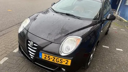 Occasion 2012 Alfa Romeo MiTo Distinctive Hatchback | € 4.950 (Eerlijke prijs)