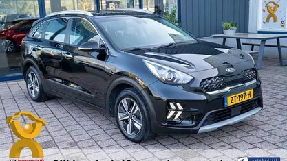 Zwart Occasion 2019 Kia Niro SUV | € 16.940 (Eerlijke prijs)