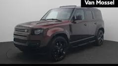 Rood Gebruikt 2025 Land Rover Defender SUV | € 107.940 (Eerlijke prijs)