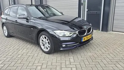 Zwart Gebruikt 2016 BMW 318 Sport Line Stationwagen | € 8.950 (Eerlijke prijs)