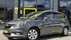 Grijs Gebruikt 2017 Opel Zafira Innovation MPV | € 15.750 (Eerlijke prijs)