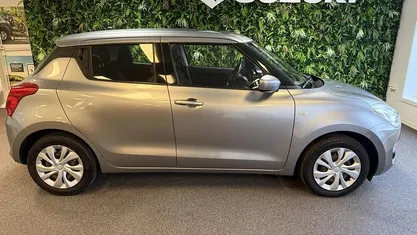 Occasion 2020 Suzuki Swift Comfort Hatchback | € 12.400 (Goede deal)