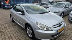 Grijs Gebruikt 2004 Peugeot 307 CC Cabriolet | € 3.250 (Eerlijke prijs)