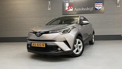 Occasion 2017 Toyota C-HR SUV | € 15.750 (Goede deal)