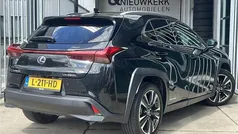 Gebruikt 2021 Lexus UX 250h SUV | € 28.699 (Eerlijke prijs)
