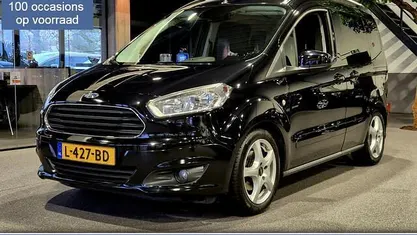 Zwart (metallic) Occasion 2015 Ford Tourneo Courier Titanium MPV | € 8.490 (Eerlijke prijs)