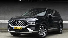 Zwart Gebruikt 2022 Hyundai Santa Fe Premium SUV | € 38.395 (Eerlijke prijs)