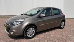 Bruin Gebruikt 2012 Renault Clio IV Night&Day Hatchback | € 4.950 (Goede deal)