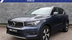 Blauw Gebruikt 2022 Volvo XC40 Inscription SUV | € 36.194 (Eerlijke prijs)