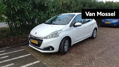 Occasion 2018 Peugeot 208 Hatchback | € 8.940 (Eerlijke prijs)