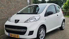 Wit Gebruikt 2010 Peugeot 107 Hatchback | € 2.499 (Eerlijke prijs)
