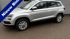 Grijs, metallic lak Gebruikt 2019 Skoda Karoq Ambition SUV | € 17.900 (Eerlijke prijs)