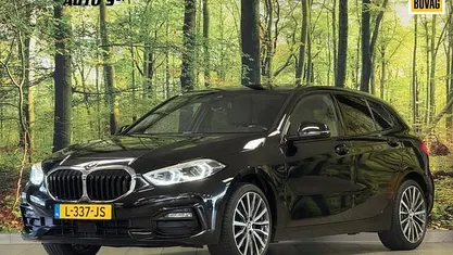 Occasion 2021 BMW 118 Sport Line Hatchback | € 22.449 (Goede deal)