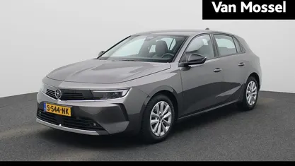 Grijs Occasion 2023 Opel Astra Edition Hatchback | € 18.900 (Eerlijke prijs)