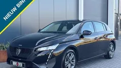 Grijs Gebruikt 2023 Peugeot 308 Allure Hatchback | € 22.795 (Super prijs)