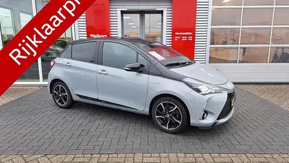 Gebruikt 2018 Toyota Yaris Hybrid Hatchback | € 15.600 (Eerlijke prijs)